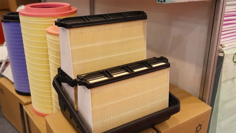 Auto Filtr powietrza do samochodu Części samochodowe Filtr powietrza Oczyszczacz powietrza do samochodu Toyota z filtrem