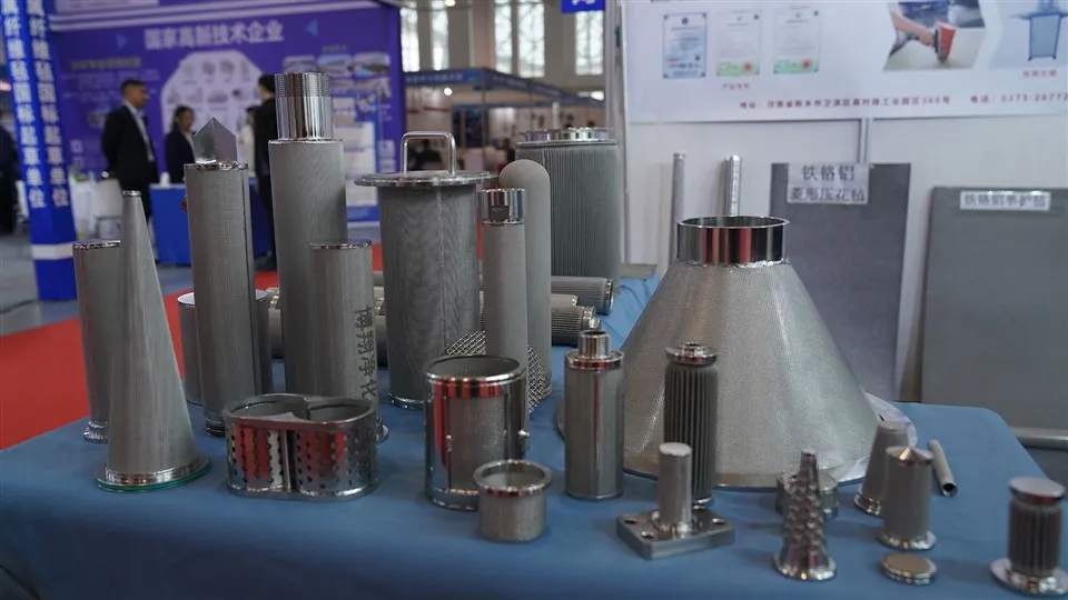 Fabrycznie dostarczany bezpośrednio wkład filtra oleju hydraulicznego Element filtrujący o wysokim przepływie HC6200FAT4H HC6200FHT4H