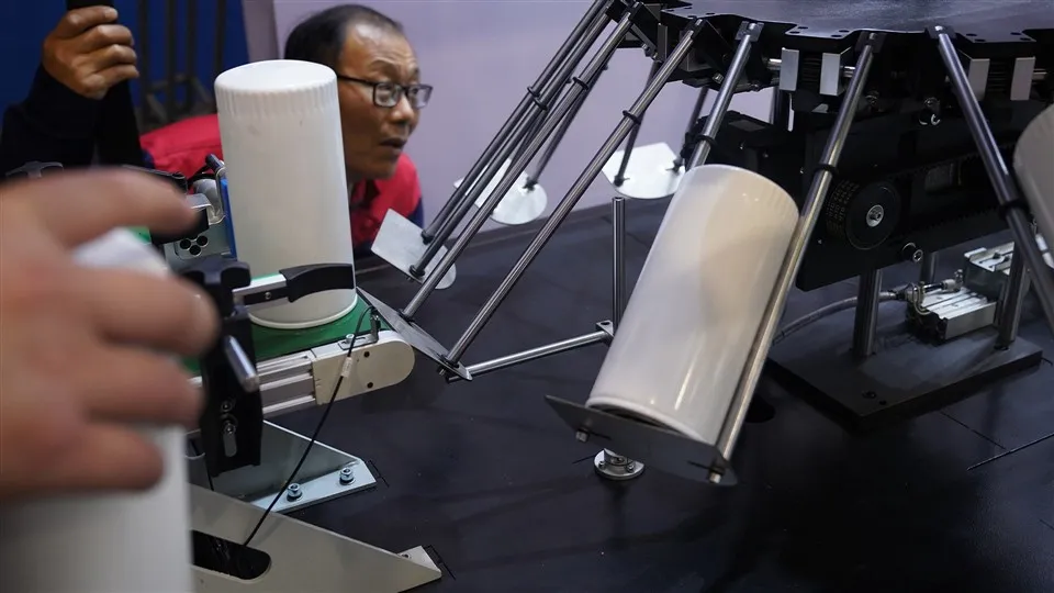 Części silnika ciężarówki Element filtra oleju